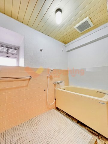 バス・シャワールーム　お風呂で日々の疲れを落としましょう※別号室の写真です