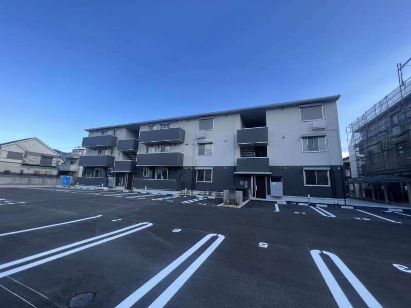 ジラソーレの建物外観