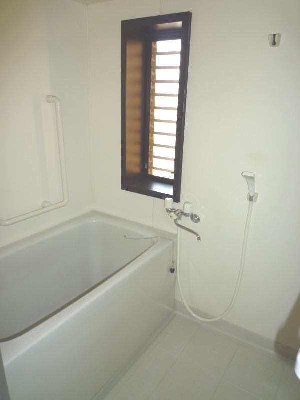 バス・シャワールーム　※窓がないタイプになります