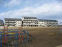小学校　外野小（小学校）まで800m