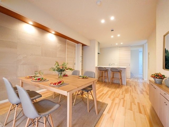 居室・リビング　CGで家具等を配置したもので家具等は含まれません