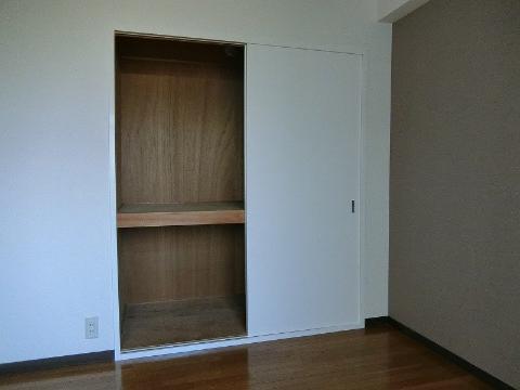 リファインドカースル　収納　収納