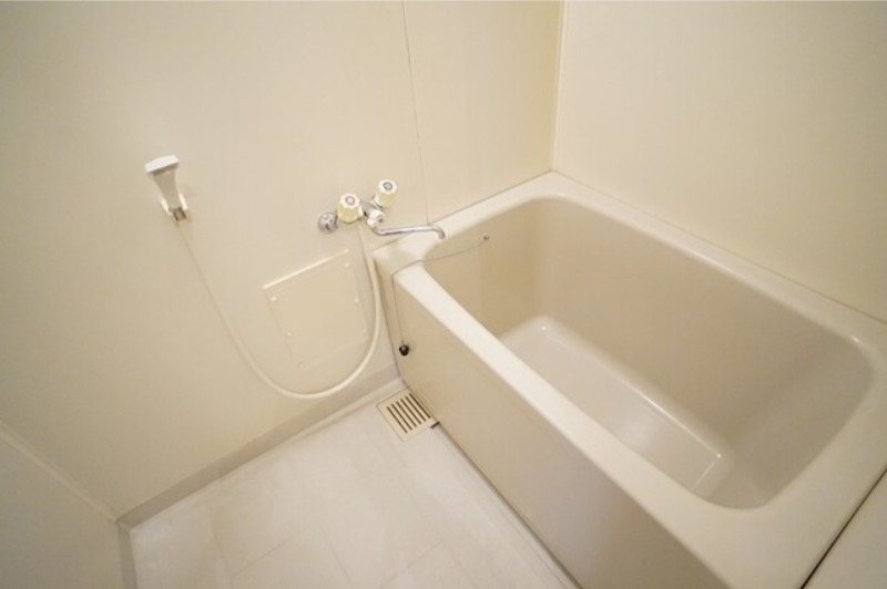 バス・シャワールーム　図面と現状に相違がある場合には現状を優先