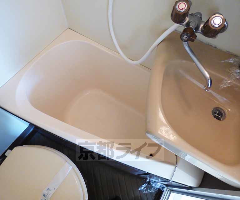 バス・シャワールーム　お風呂です。