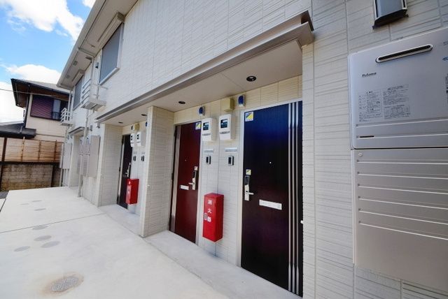 エントランス　お問合せはタウンハウジングまで！※現地待合わせ相談可能