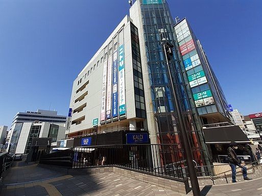 ショッピングセンター　さいか屋（ショッピングセンター）まで240m