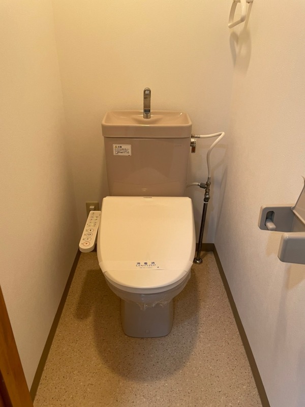 トイレ　※別部屋参考写真