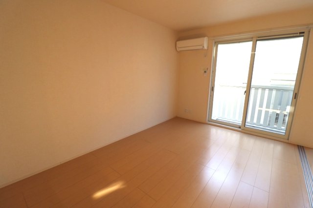 居室・リビング　エアコン付きリビング