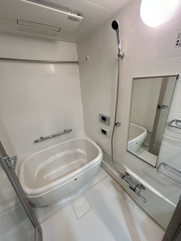 バス・シャワールーム　お風呂です