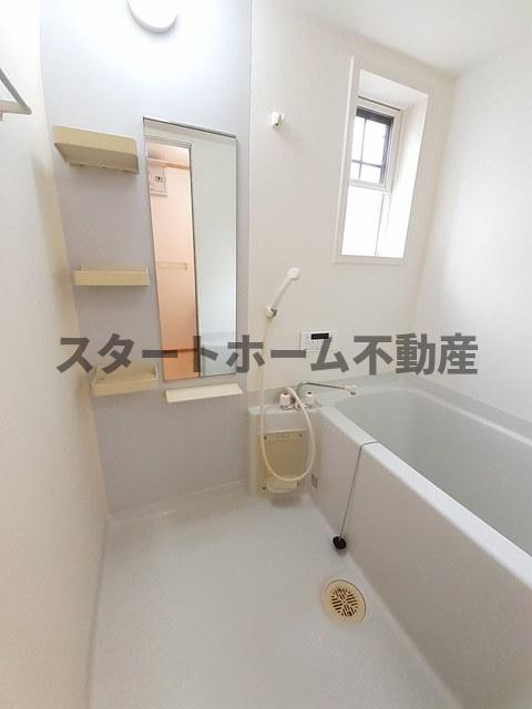 バス・シャワールーム　日々の疲れを癒すお風呂付です