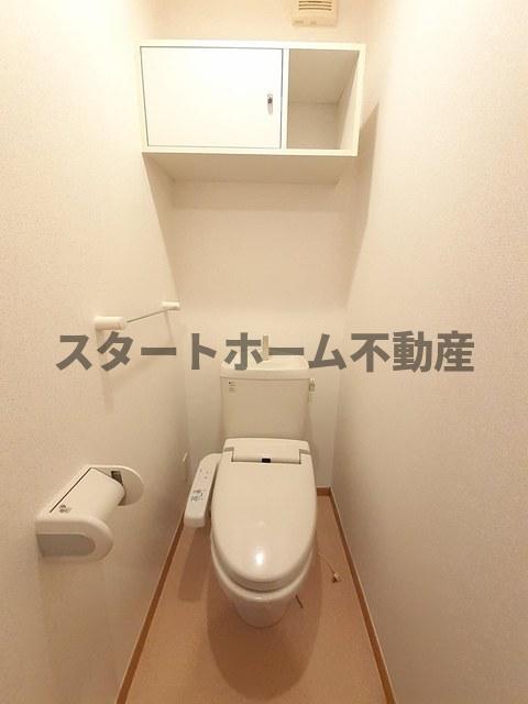 トイレ　清潔感のあるトイレです