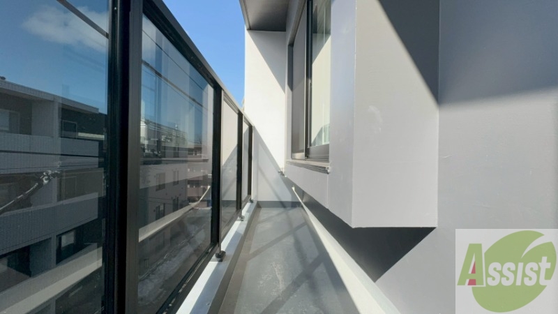 バルコニー　バルコニーです。洗濯物を干したり一息ついたりできますね！