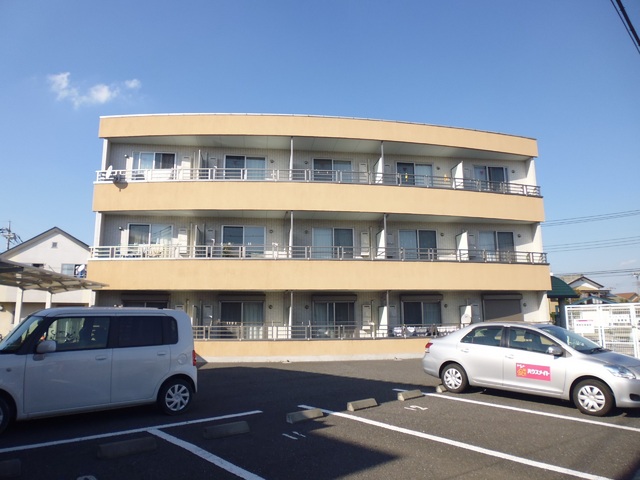 建物外観　「霞ヶ関」駅徒歩１０分！
