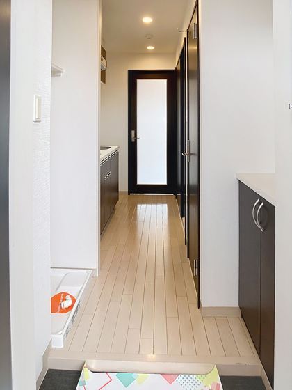 玄関　※他号室の写真です。