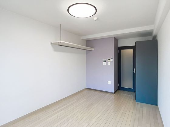 居室・リビング　※他号室の写真です。