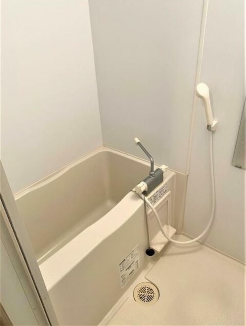 バス・シャワールーム　弊社は都内全域の物件をご紹介可能です！