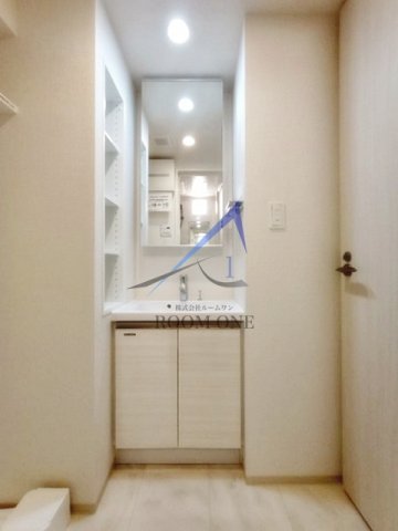 洗面設備　洗面台です。