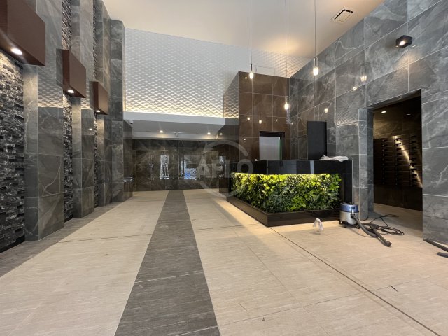 ロビー　エステムコート難波サウスプレイスVIIIハイド　ロビー