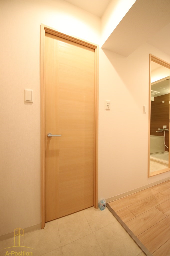 玄関　フレンシアノイエ内本町