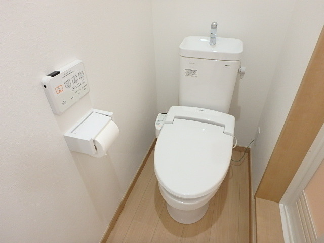 トイレ　同施工物件のイメージ画像です。