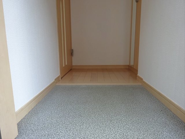 玄関　落ち着いた玄関です