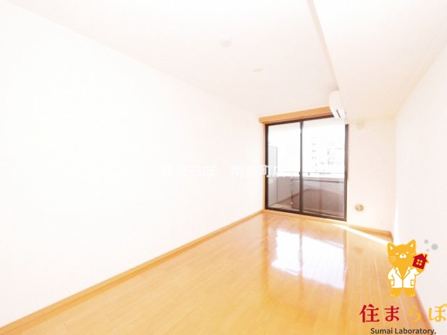 居室・リビング　「“合う暮らし”を、LINEで一緒に描こう。」