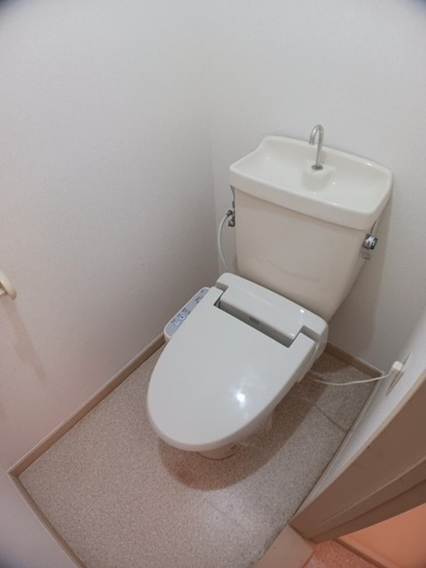 トイレ　図面と現状に相違がある場合には現状を優先