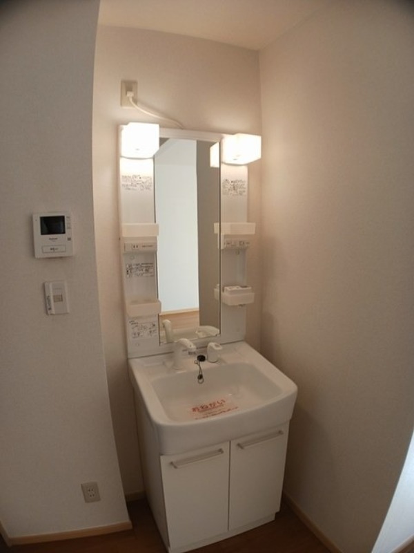 洗面設備　図面と現状に相違がある場合には現状を優先