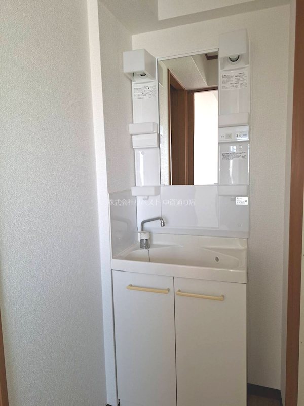 洗面設備　独立洗面台