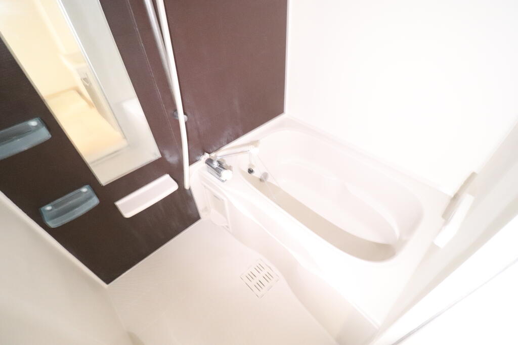 バス・シャワールーム　バスルーム