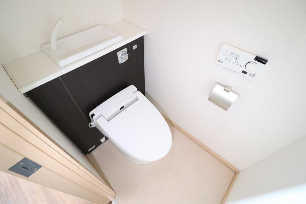 トイレ　トイレ