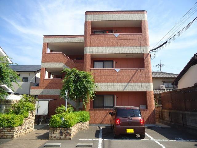 エントランス　外観写真（昼）