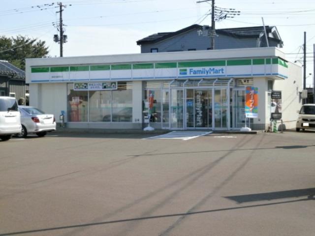 コンビニ　ファミリーマート長岡大島本町店（コンビニ）まで260m