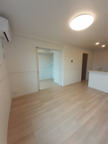 居室・リビング　広いリビング☆