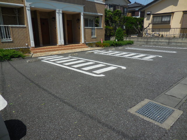 駐車場　駐車場