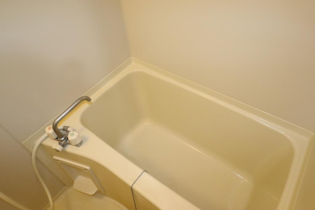 バス・シャワールーム　現況優先