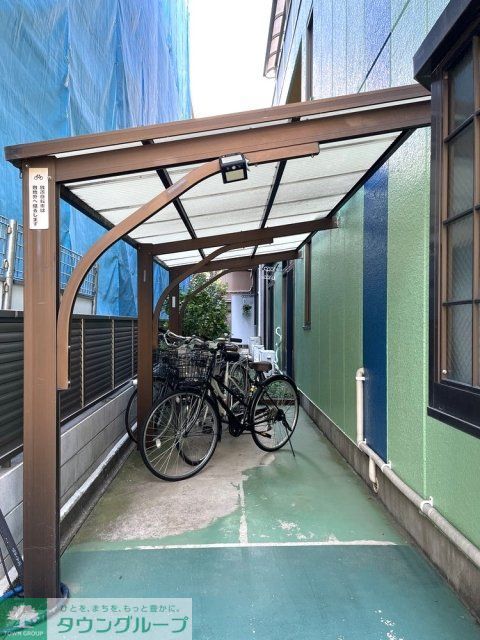 駐車場　駐輪場