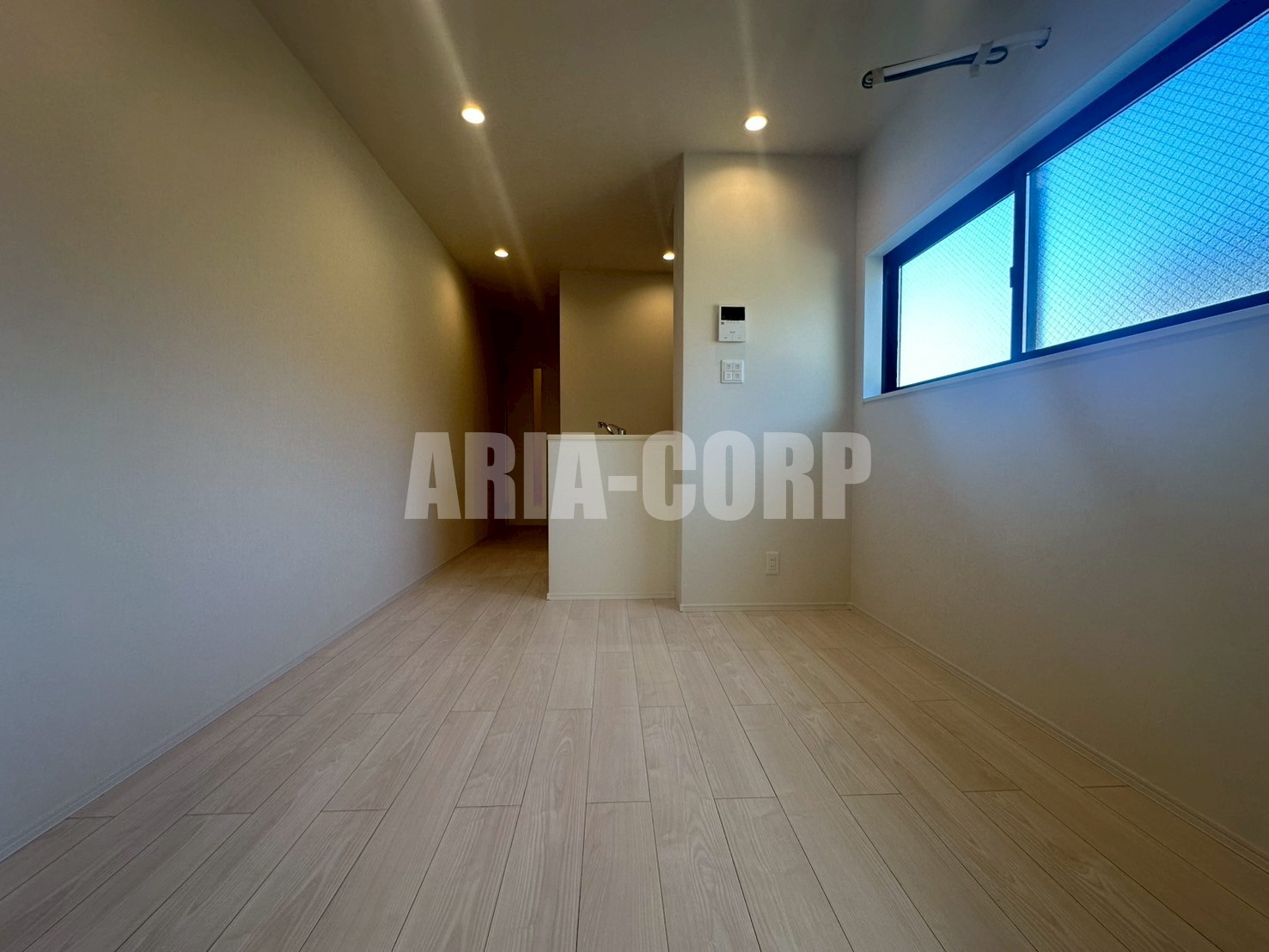 居室・リビング　白を基調とした統一感あるお部屋です！