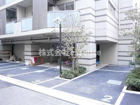 駐車場　弊社ではオンライン対応・現地対応可能です♪