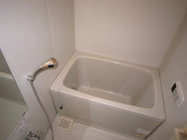 バス・シャワールーム　☆清潔感のあるバスルーム☆