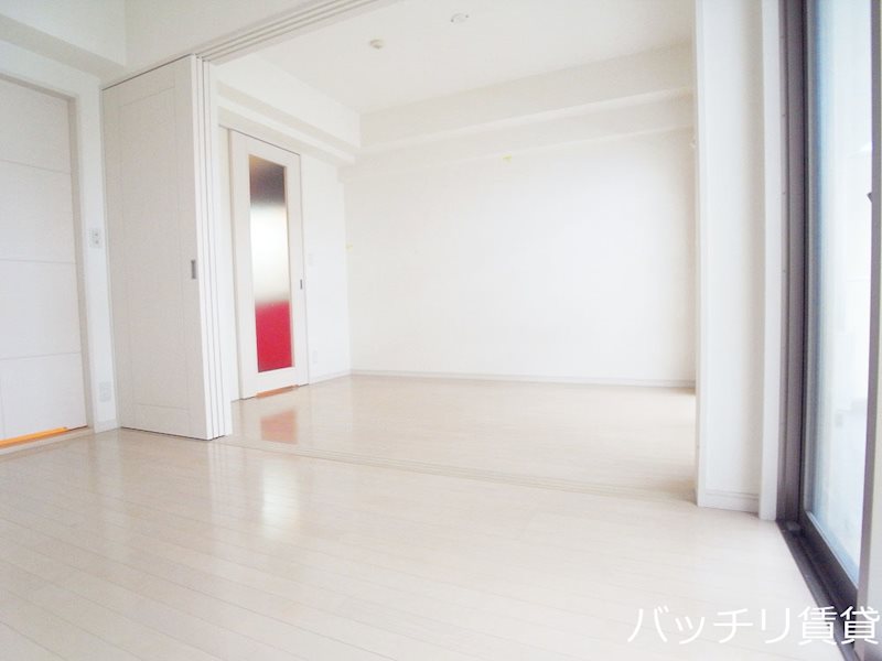 居室・リビング　別号室の画像の為、現状を優先いたします