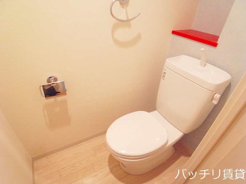 トイレ　別号室の画像の為、現状を優先いたします