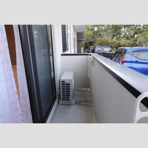 バルコニー　現況優先