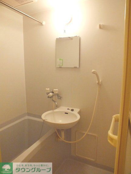 バス・シャワールーム　バス・トイレ別