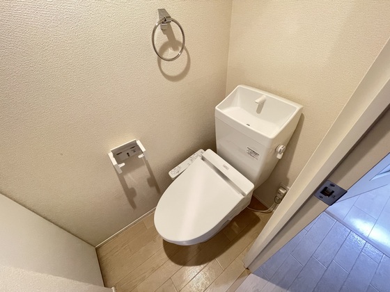 トイレ　※別部屋の写真です