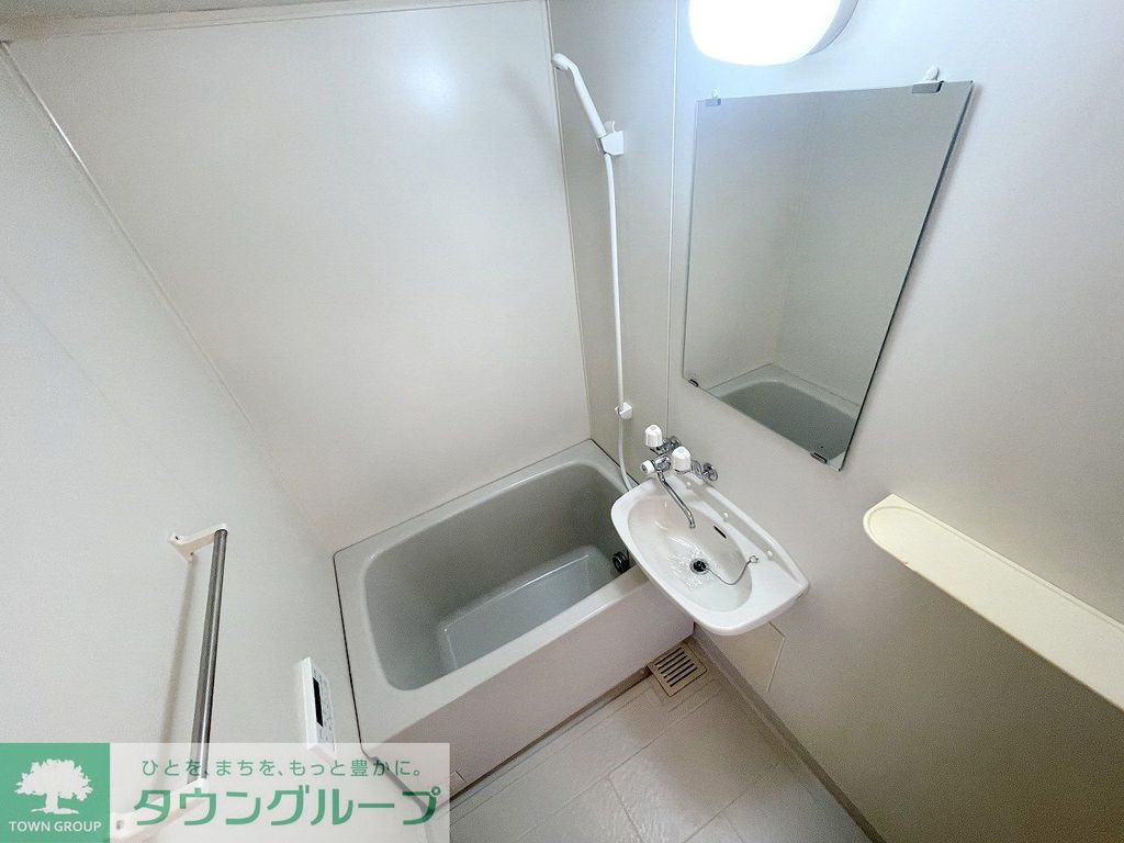 バス・シャワールーム　バス