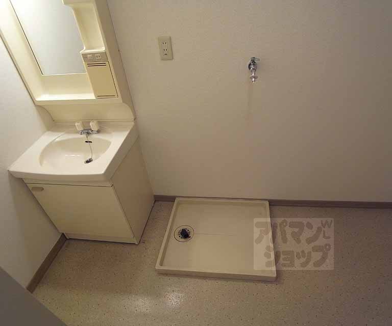 その他設備　室内にて洗濯が出来るので、暑さも寒さも関係ありません。