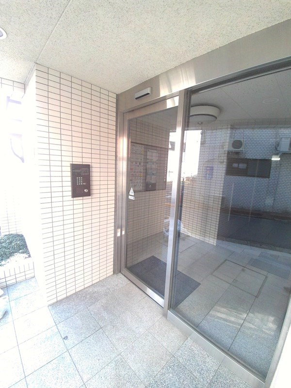 エントランス　エントランス