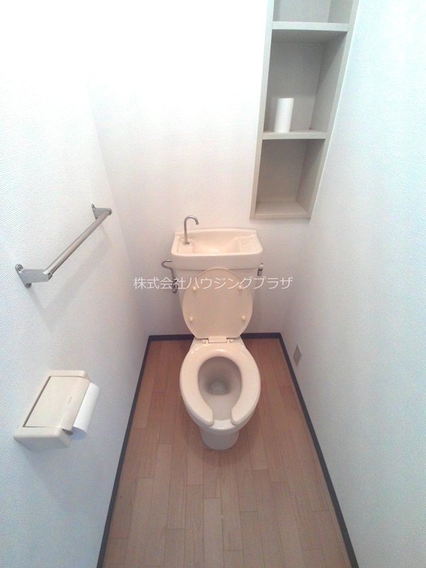 トイレ　トイレ