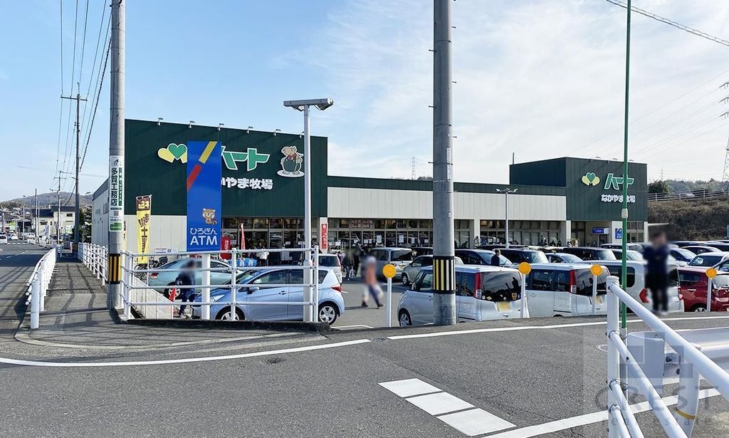 スーパー　なかやま牧場ハート坪生店（スーパー）まで2030m